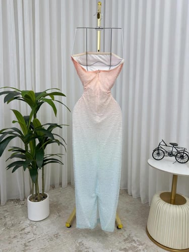 فستان وردي مموه