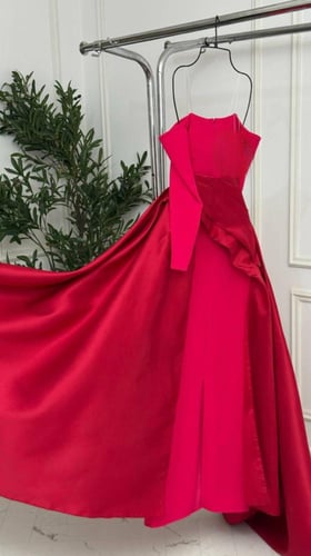 فستان ايناس سهره سماوي