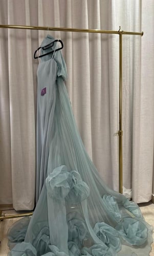 فستان زينه التيفاني