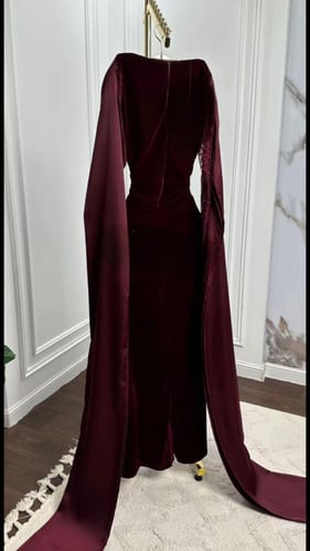 فستان سهره عنابي مخمل