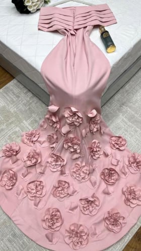 فستان هدى سهره ناعم وردي