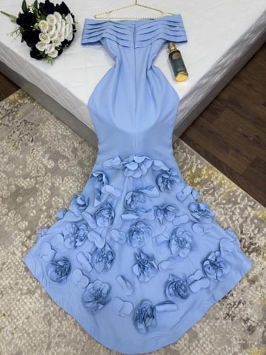 فستان هدى سهره ناعم سماوي