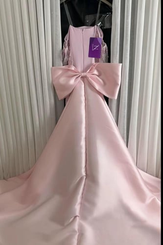 فستان سهره وردي راقي مع اكمام