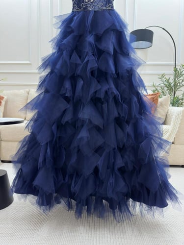 فستان وردي فخم