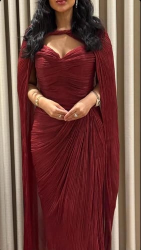 فستان سهره عنابي