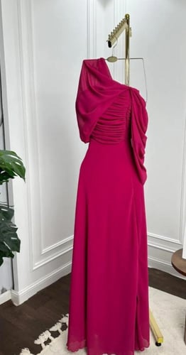 فستان بيسان فوشي فخم