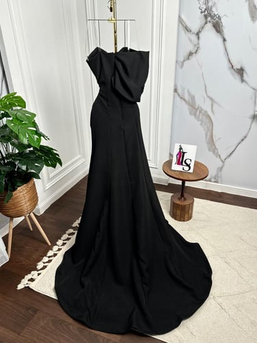 فستان سهره فخم. اسود