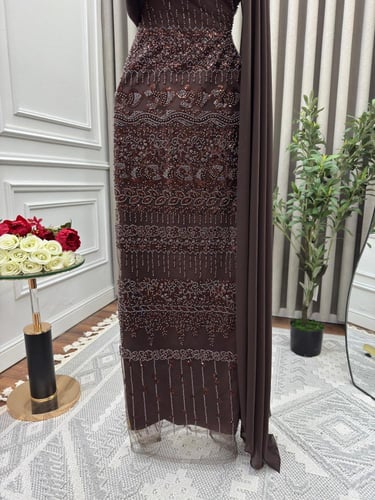 فستان فخم بني