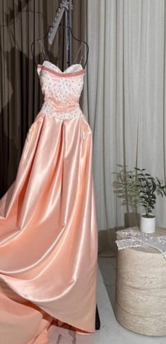 فستان سهره فخم وردي