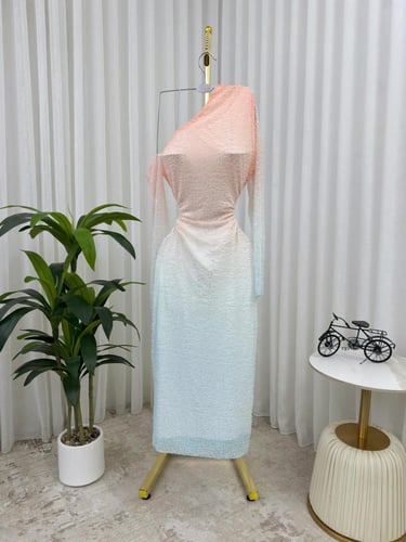 فستان وردي مموه