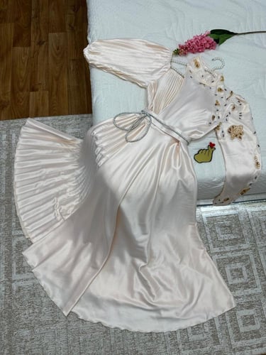 فستان سهره بتفاصيل راقيه