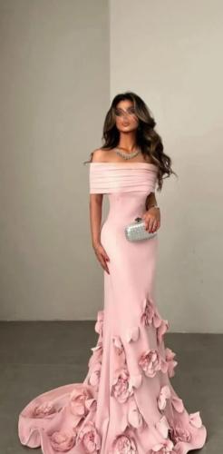 فستان هدى سهره ناعم وردي