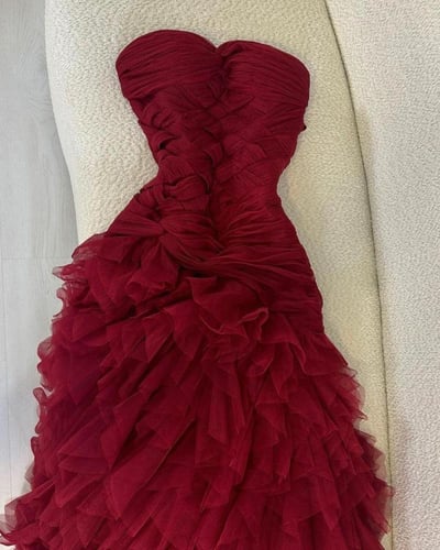 فستان تنسيم احمر فخم