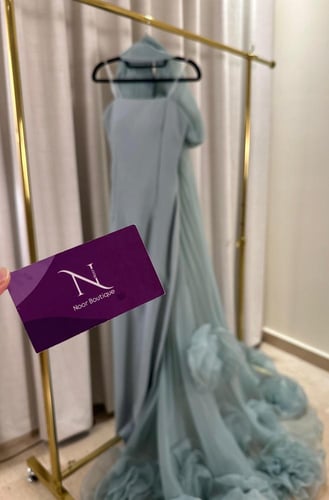 فستان زينه التيفاني