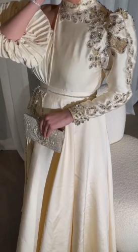 فستان سهره بتفاصيل راقيه