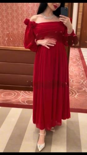 فستان حمل احمر للسهرات