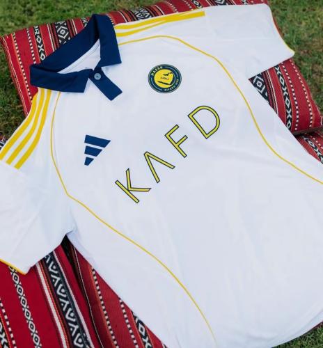 تيشيرت نادي النصر الجديد الابيض 2026