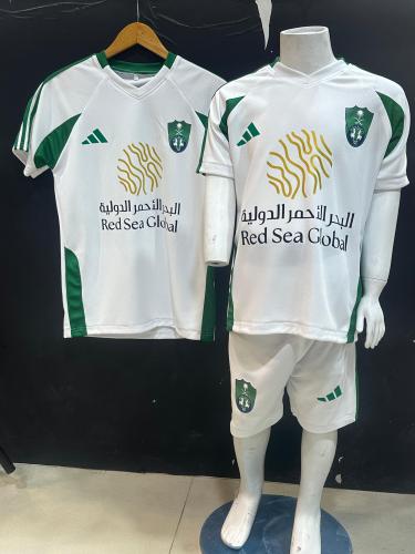 طقم نادي الاهلي الجديد الأبيض 2025