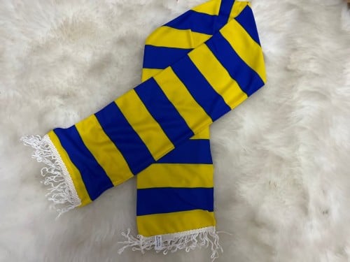 شال بشعار النصر الجديد