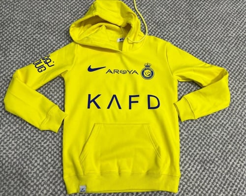 بلوفر ات شتويه بشعار النصر