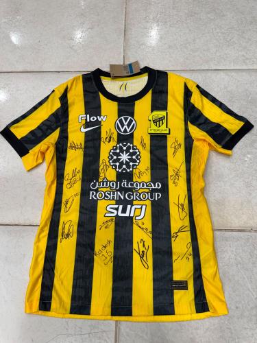 تيشيرت الاتحاد بتوقيع الاعبين 2026