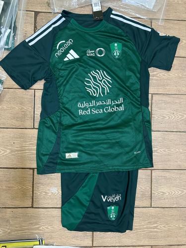 طقم الأهلي الجديد الوان الاخضر 2025