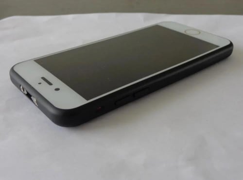 صاعق الايفون