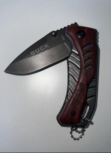 سكين قابل لطي مقاوم لصداء