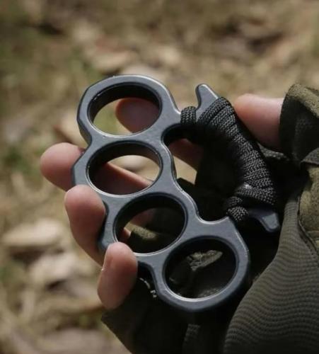 رنق فولاذي اسود