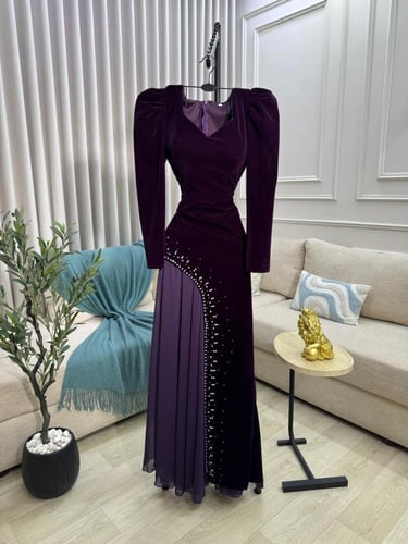 فستان شتوي سهره راقي لون انيق خامه مخمل عل شيفون م...