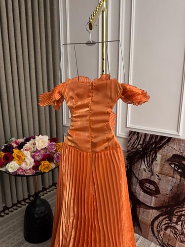 فستان سهره لون انيق خامه كريب استرتش