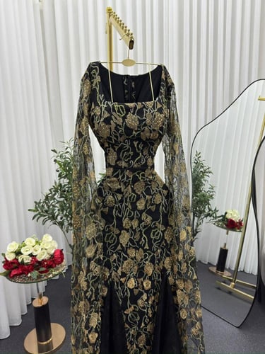 فستان خامه تل مطررز كبيوتر وفصوص رزكون