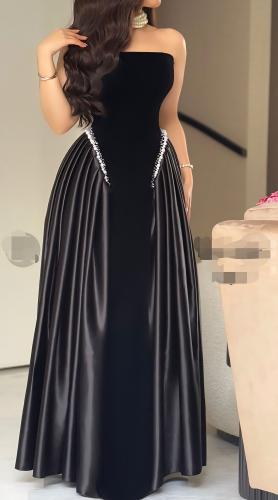 فستان شتوي اسود لون راقي خامه مخمل عل ميكادو