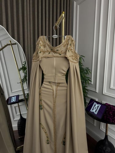 جلابيه سهره راقيه طويله ساتره لون انيق خامه كريب ا...