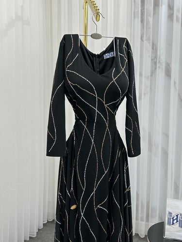 فستان سهره راقي لون انيق خامه كريب استرتش