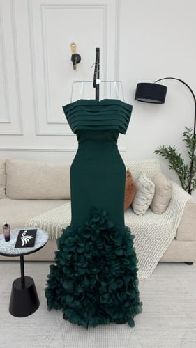 فستان اسود سهره طويل انيق الخامه :كريب استرتش +تطر...