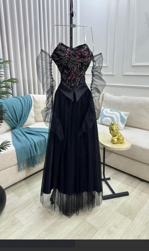 فستان سهره لون راقي خامه كرستال مطرزه مع لولو