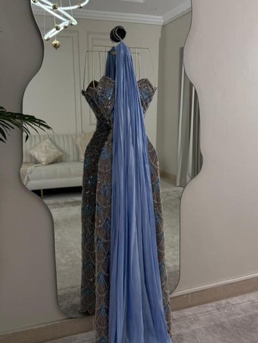 فستان سهرة لون انيق خامه خرز عل تل مبطن