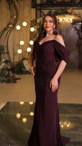 فستان سهره لون انيق راقي كريب استرتش عل تطريز يدوي...