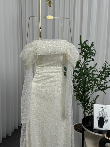 فستان سهره انيق لون ابيض خامه ترتر