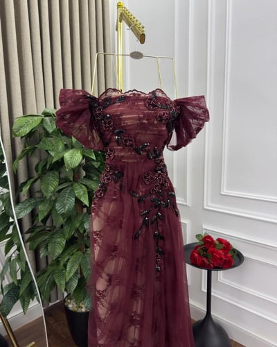 فستان سهره لون انيق راقي خامه شيفون جروجيت مطرز يد...