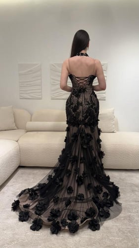 فستان سهره راقي 3 اللوان خامه دانتيل مطرز + بطانه...