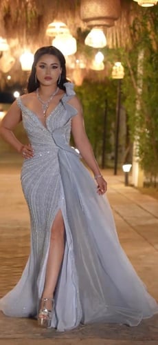 فستان سهره راقي لون انيق خامه قماش سعره مطرز عل تل