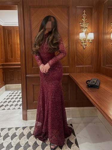 فستان تل ودانتيل