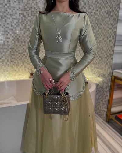 فستان سهره راقي خامه ميكادو عل تل مطرز فصوص