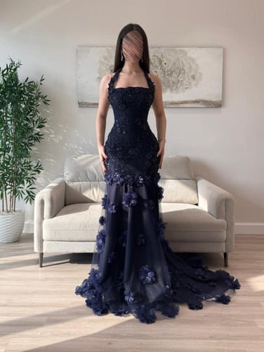 فستان سهره راقي لون انيق قماش تل ورد مبطن