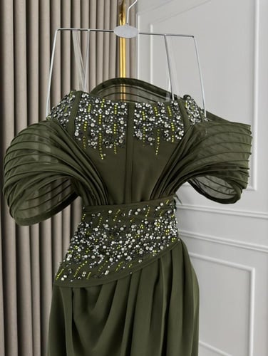 فستان سهره راقي لون انيق خامه مخمل تل عل باربي +تط...