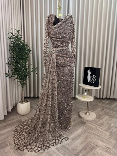 فستان سهره لون راقي خامه نوع شك يدوي راقي مبطن تفت...