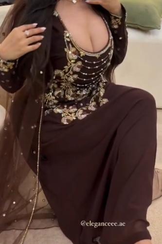 جلابيه راقيه طويله خامه باربي تطريز يدوي راقي