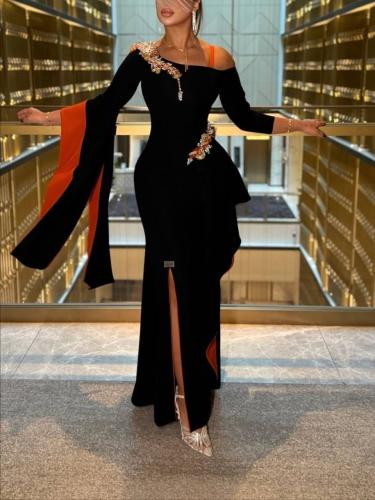 فستان سهره راقي لون انيق قماش باربي عل دبل كلوش